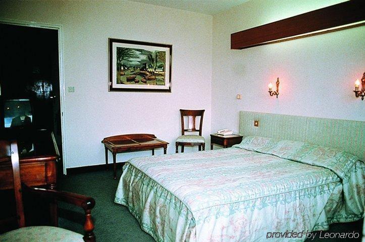Le Moulin Du Landion Hotel Et Spa Dolancourt Zimmer foto